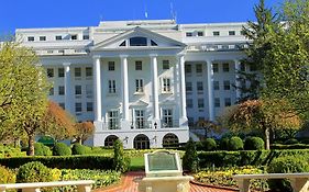 Hotel The Greenbrier  3*